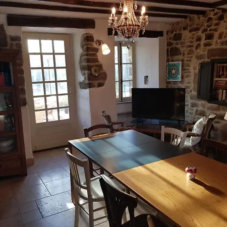 Gasthof Maison D'hotes Petit Coin De Paradis Moyon